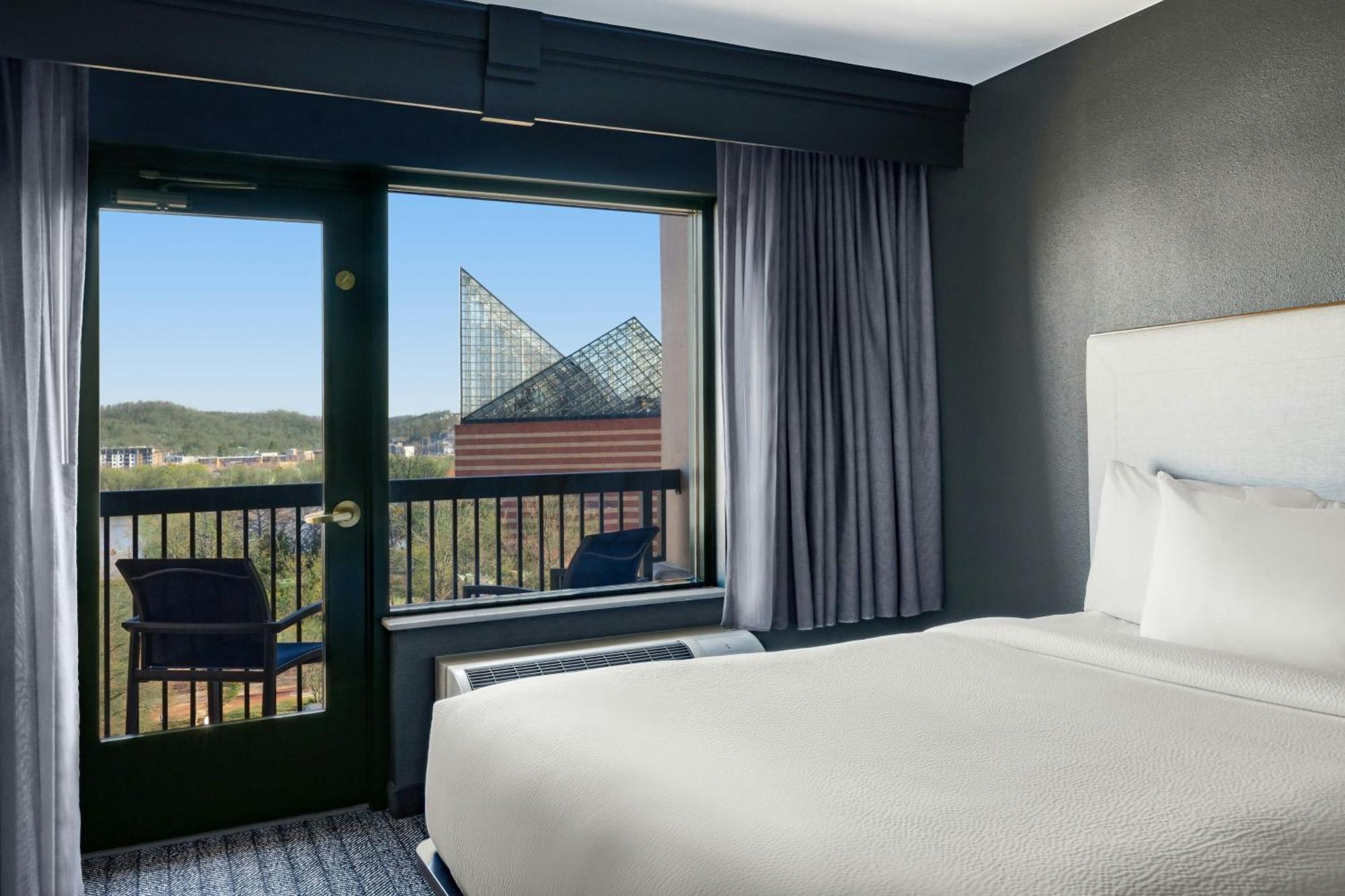 Courtyard By Marriott Chattanooga Downtown Екстериор снимка