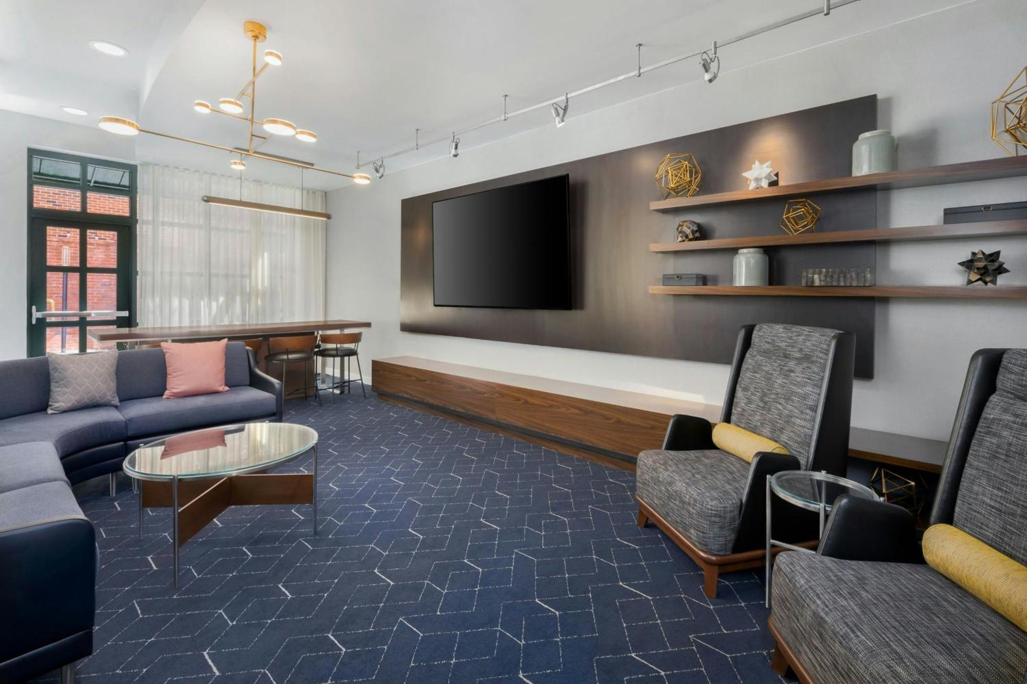 Courtyard By Marriott Chattanooga Downtown Екстериор снимка