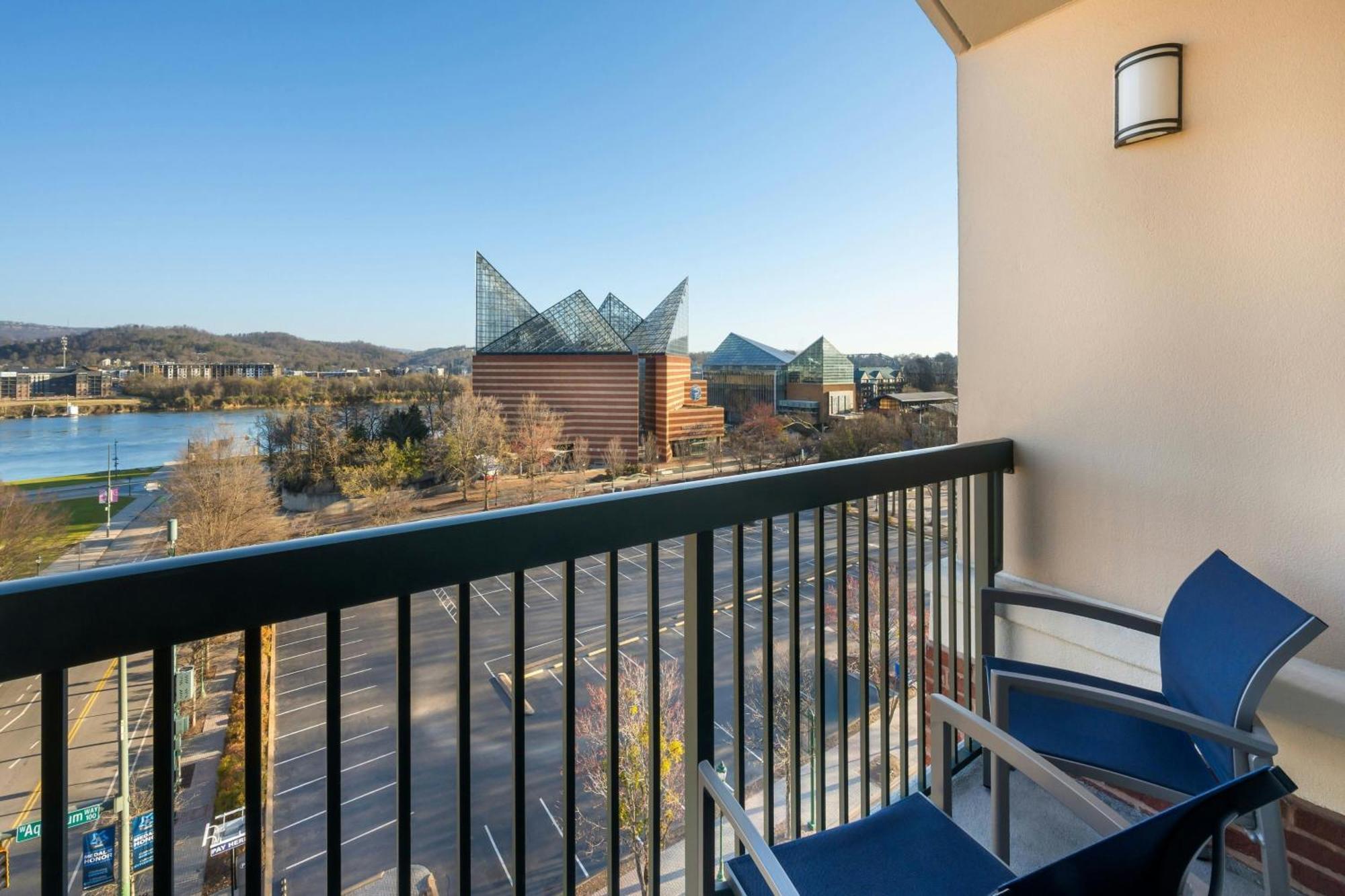 Courtyard By Marriott Chattanooga Downtown Екстериор снимка