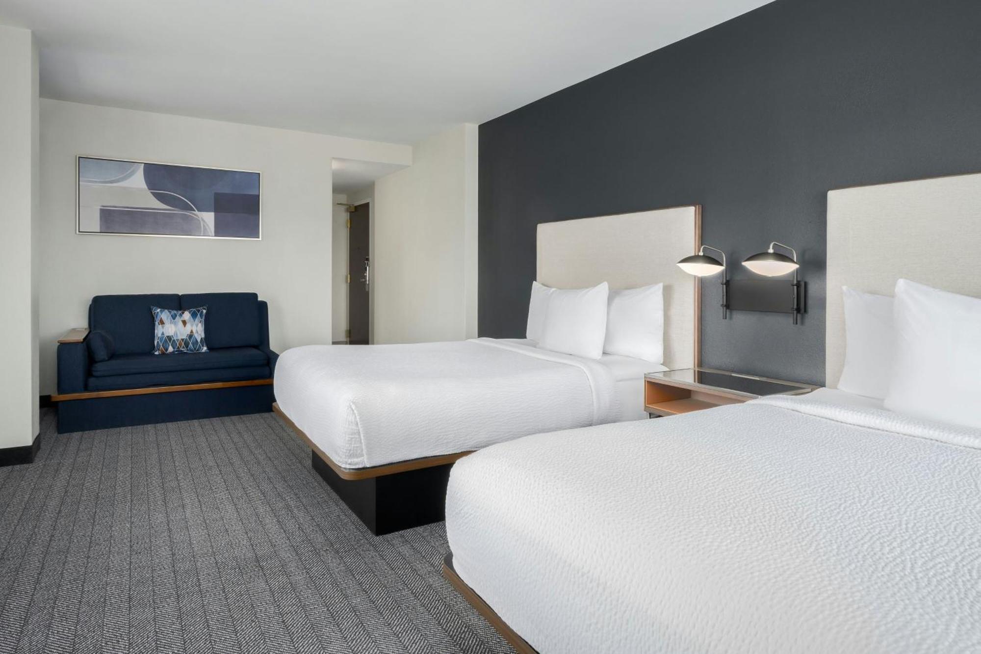 Courtyard By Marriott Chattanooga Downtown Екстериор снимка